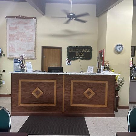 Rodeway Inn Zanesville Esterno foto