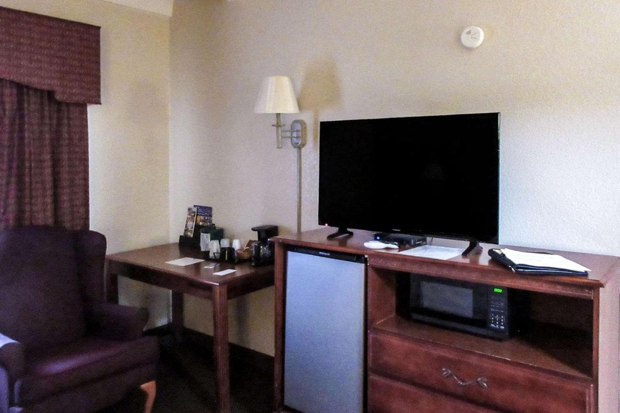 Rodeway Inn Zanesville Esterno foto