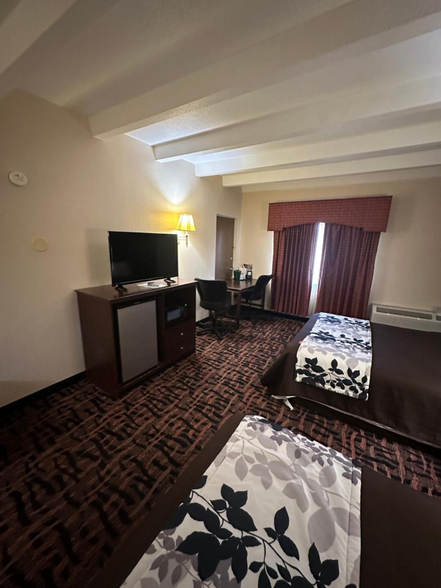 Rodeway Inn Zanesville Esterno foto