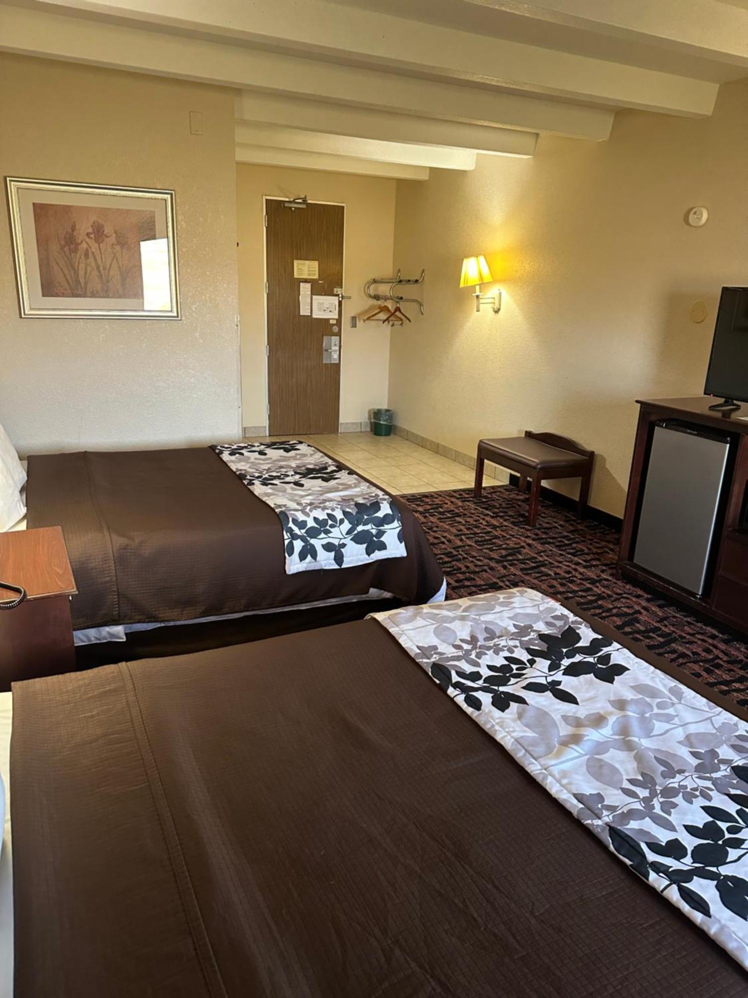 Rodeway Inn Zanesville Esterno foto